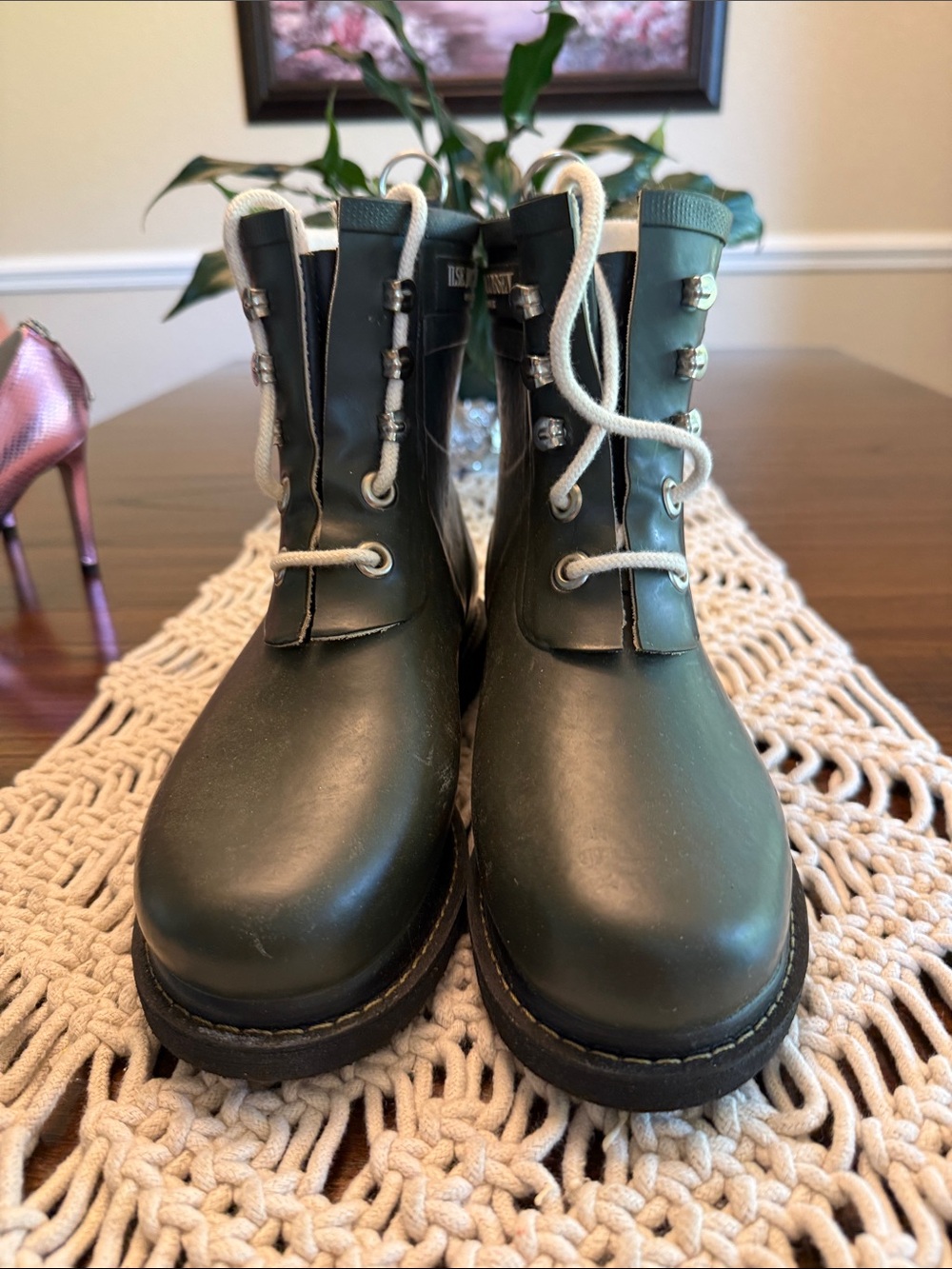 Ilse Jacobsen Dark Green Lace-Up Combat Boots with Cream Laces
